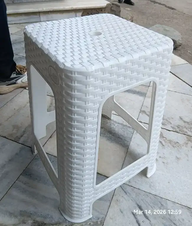 Patterned-Rectangular-Mini-Plastic-Chair-2nd-3.webp