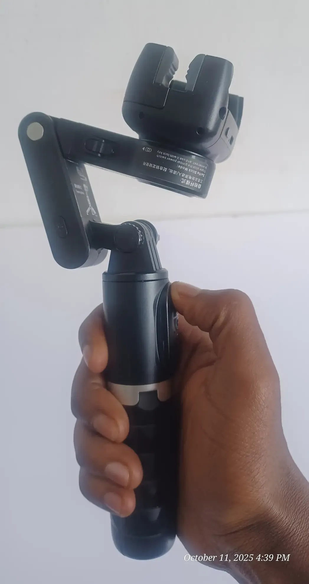 Mini-Selfie-Phone-Stablizer-9.webp