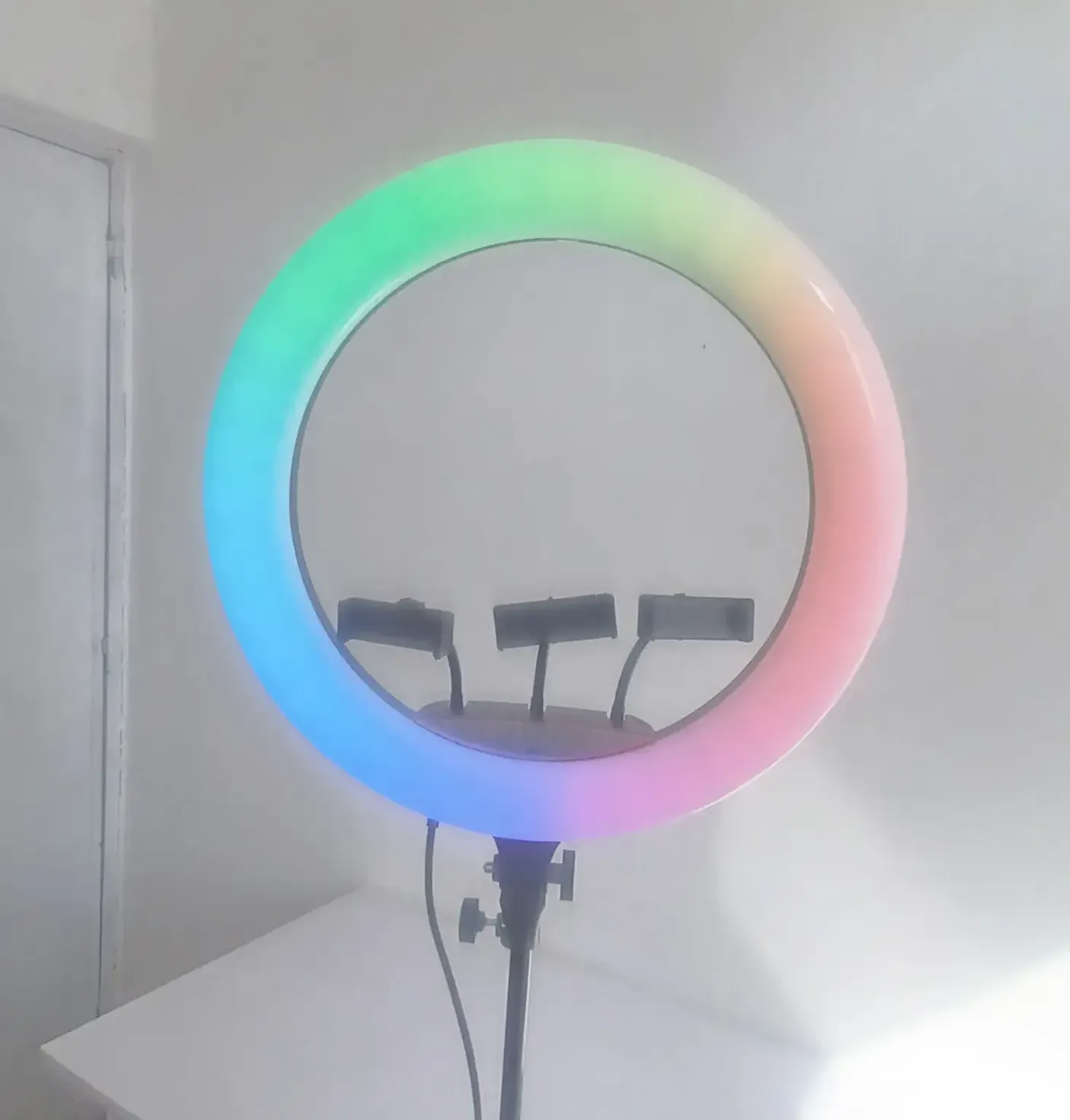 18-inch-RGB-Ring-Light-6.webp