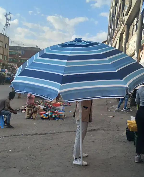 Random-Pattern-Printed-Table-Umbrella-3.webp