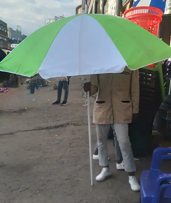 Random-Pattern-Printed-Table-Umbrella-1.webp