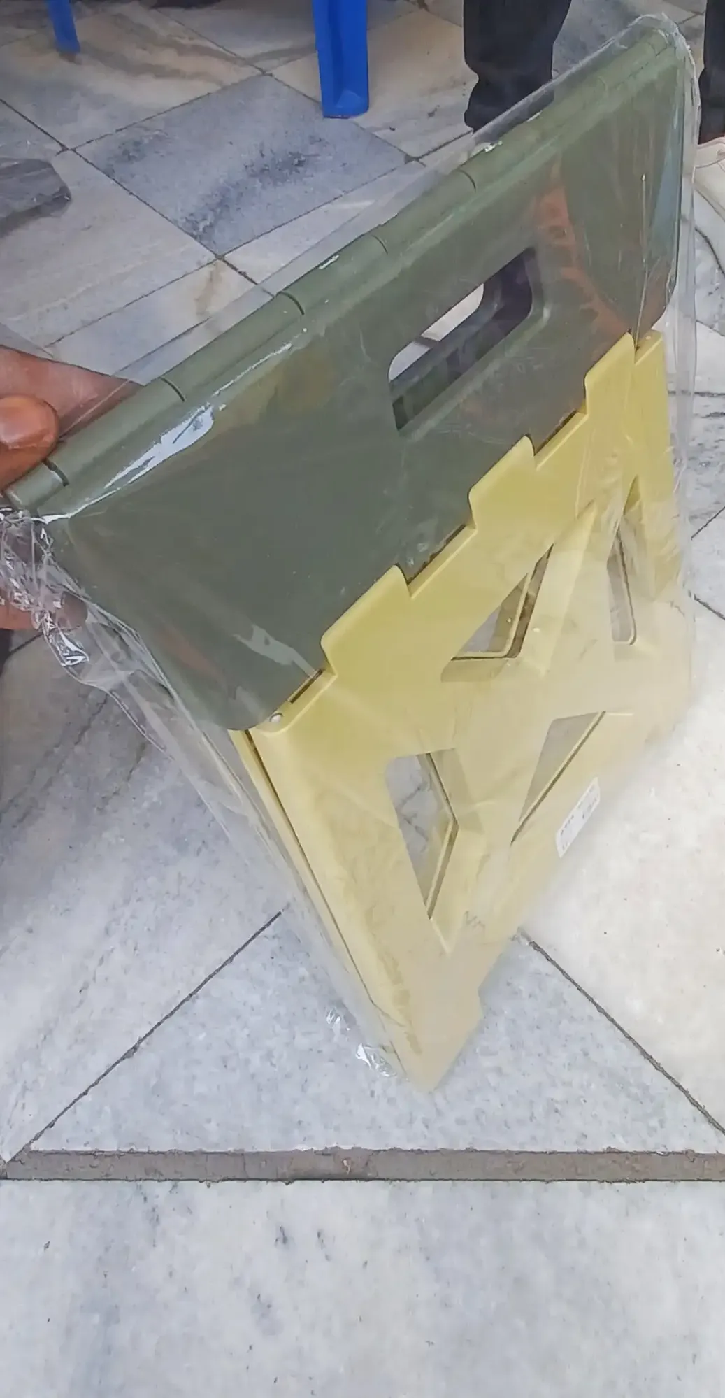 Portable-Mini-Folding-Plastic-Chair-3.webp