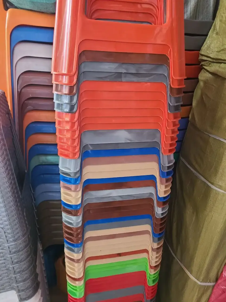 Rectangular-Mini-Plastic-Chair-5.webp