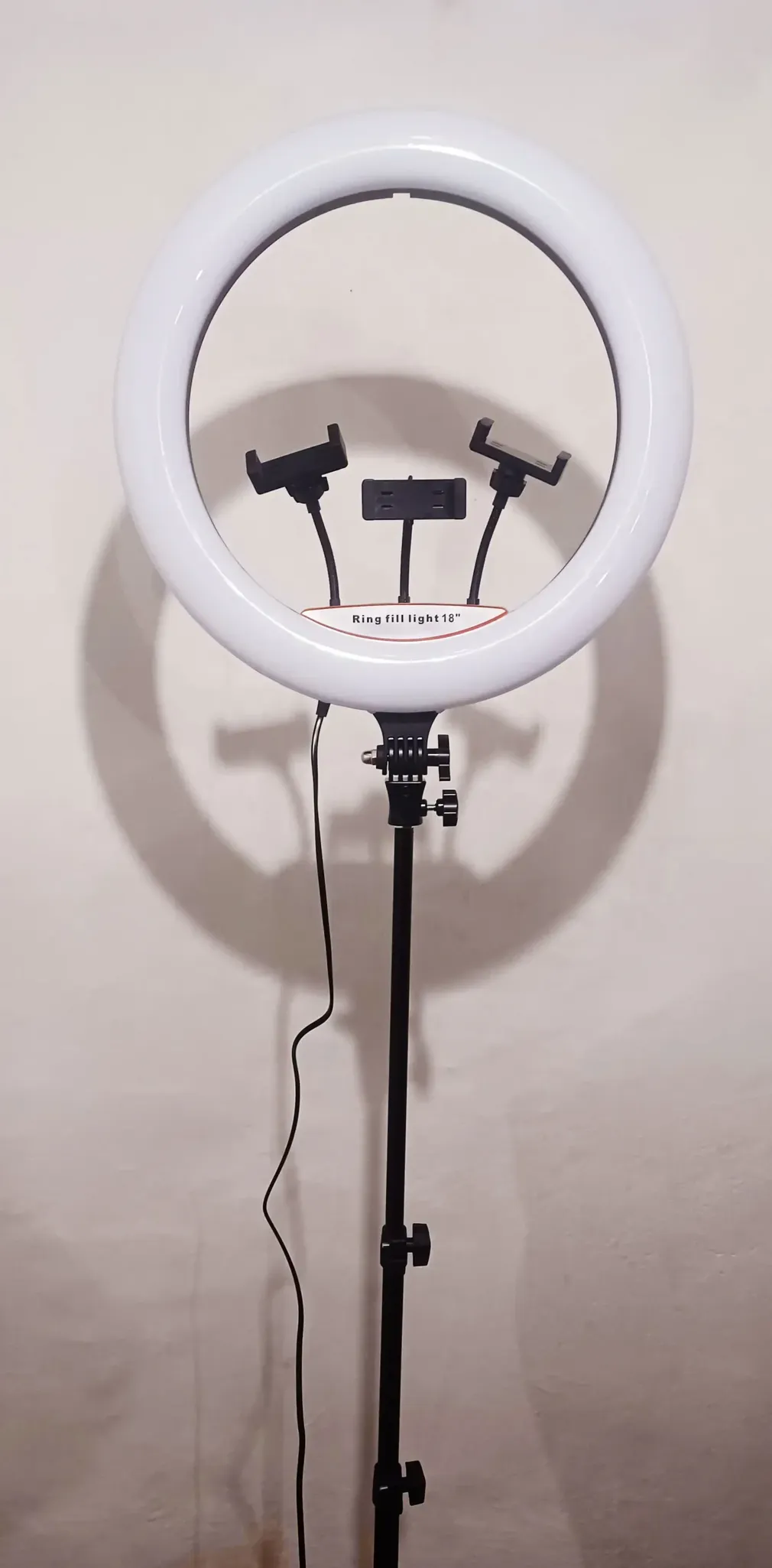 18-Inch-Ringlight-5-scaled.webp