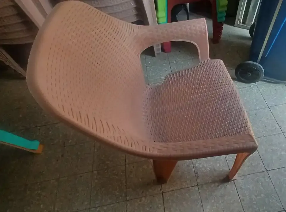 Satera-Plastic-Cafe-Chair-2.webp