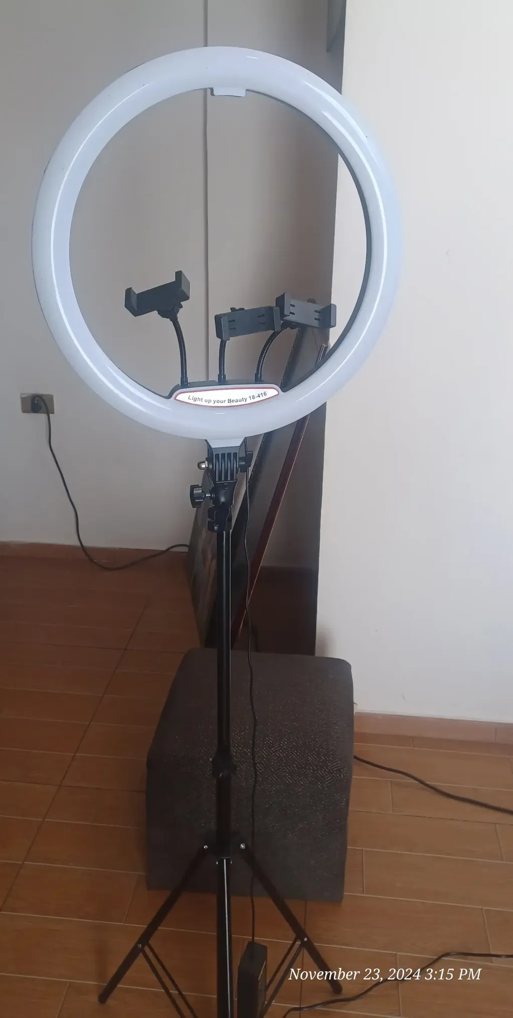 Alpha-Design-Ring-Light-3-scaled.webp