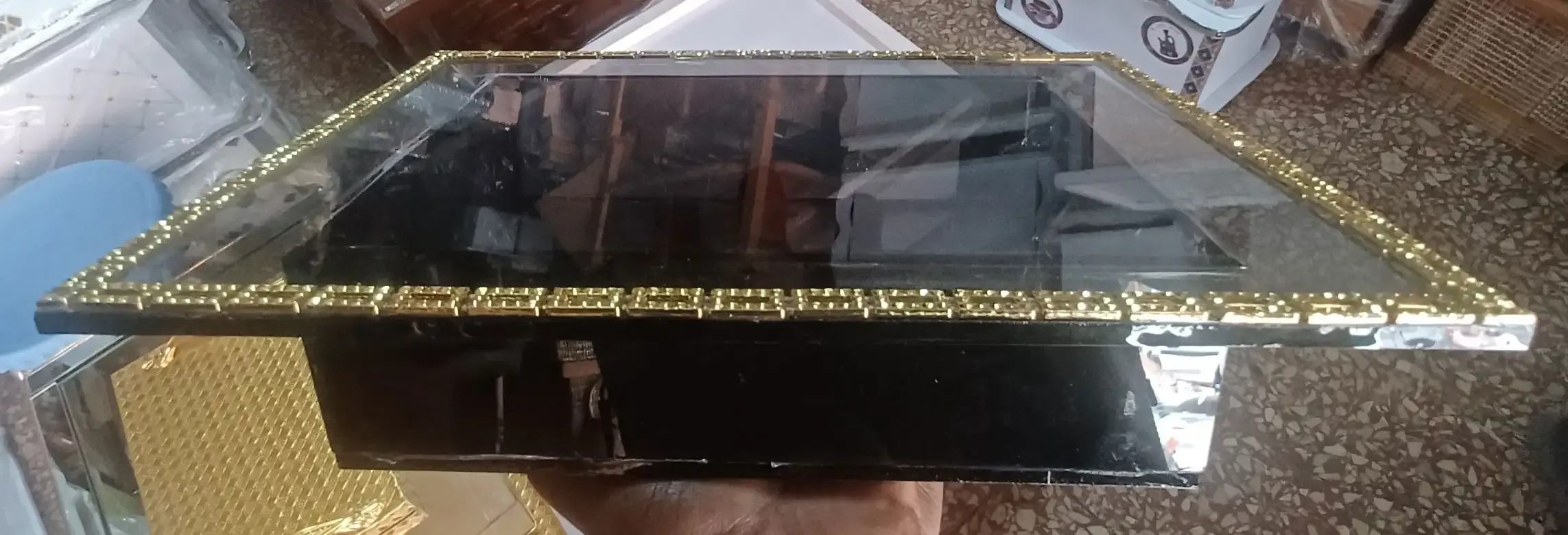 Matte-Black-Semi-Transparent-Glass-Rekebot-5.webp