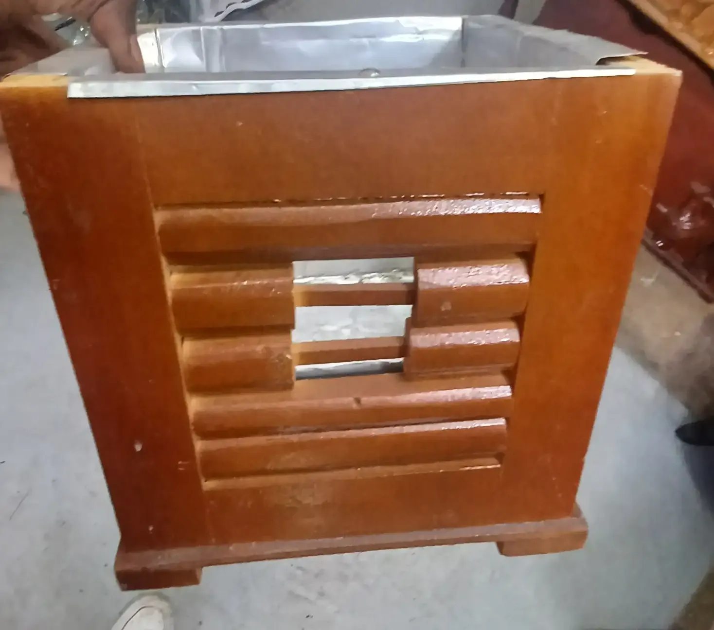 Brown-White-MDF-Rekebot-2.webp