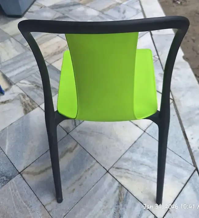 High-Quality-Dining-Plastic-Chairs-New-Design-4.webp