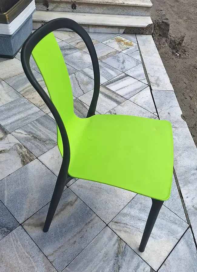 High-Quality-Dining-Plastic-Chairs-New-Design-5.webp