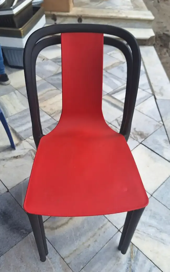 High-Quality-Dining-Plastic-Chairs-New-Design-6.webp