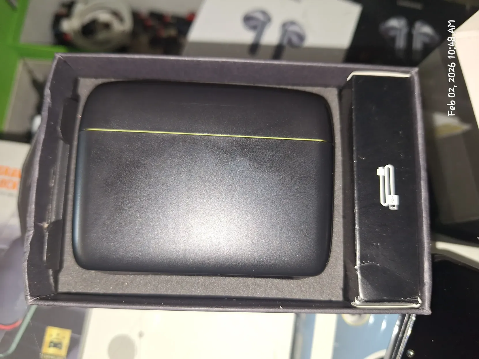 Wireless-Microphone-With-Power-Bank-for-Type-C-or-iPhone-6-scaled.webp