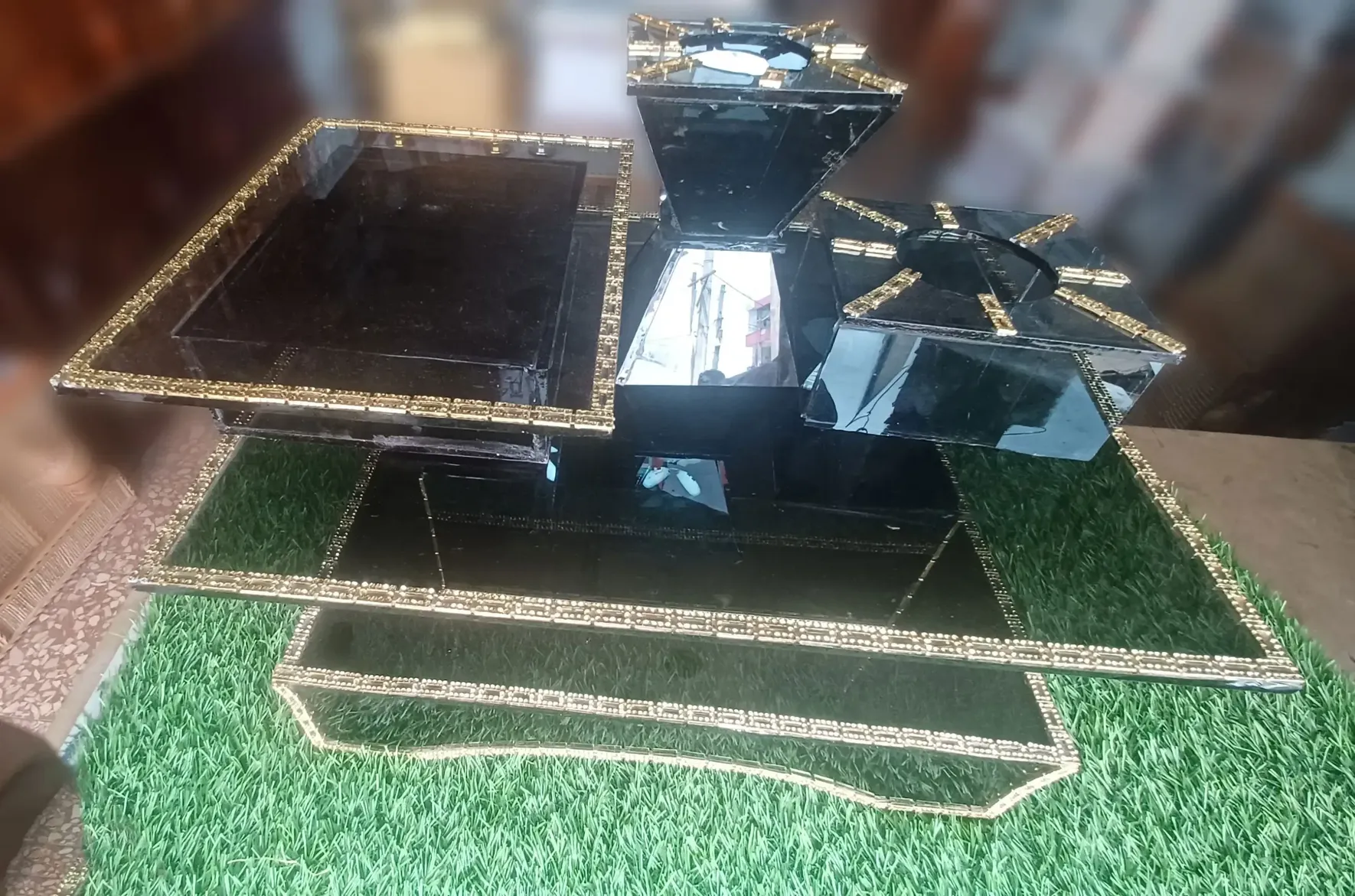 Matte-Black Semi Transparent Glass Rekebot