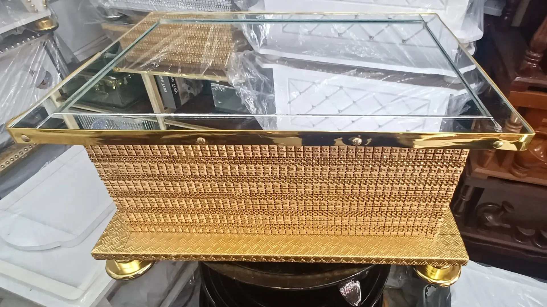 Golden & Silver Rectangular Rekebot | ረከቦት ከነ ሙሉ እቃው (Golden)