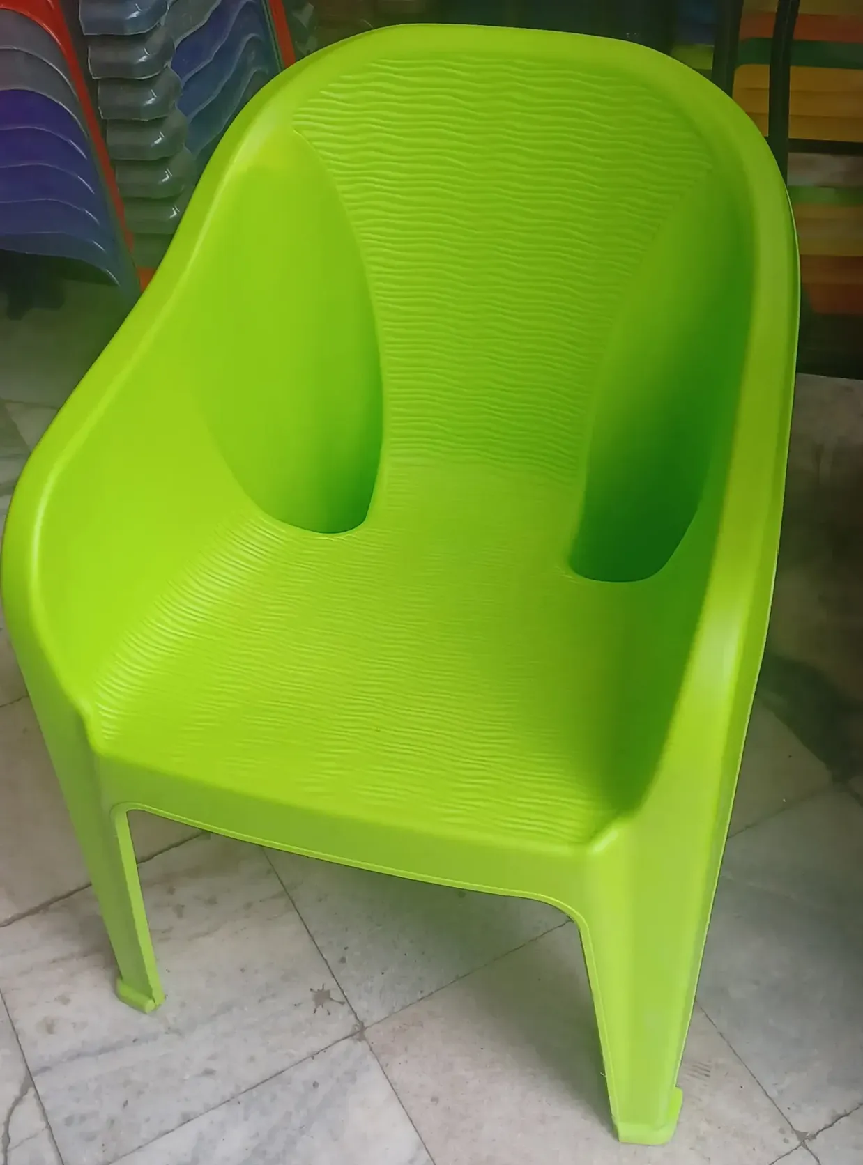 Green Hollow Leg Durable Plastic Chair