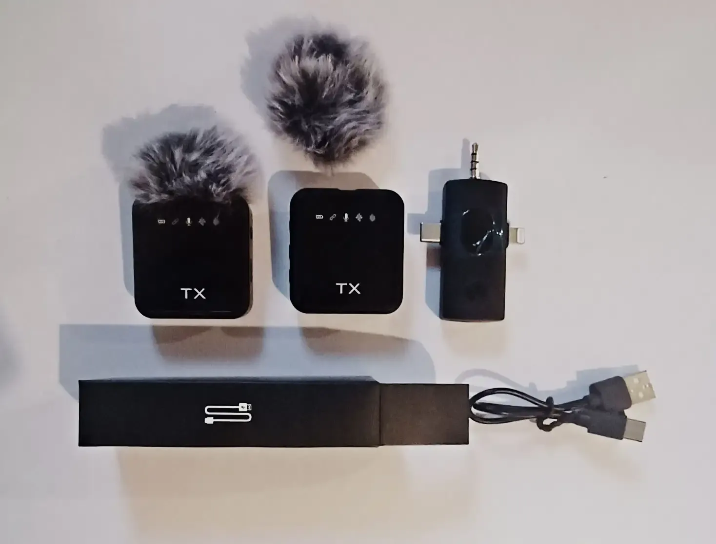Tx Wind Resistant Wireless Microphone with Wind Cancellation Fur (deadcat)